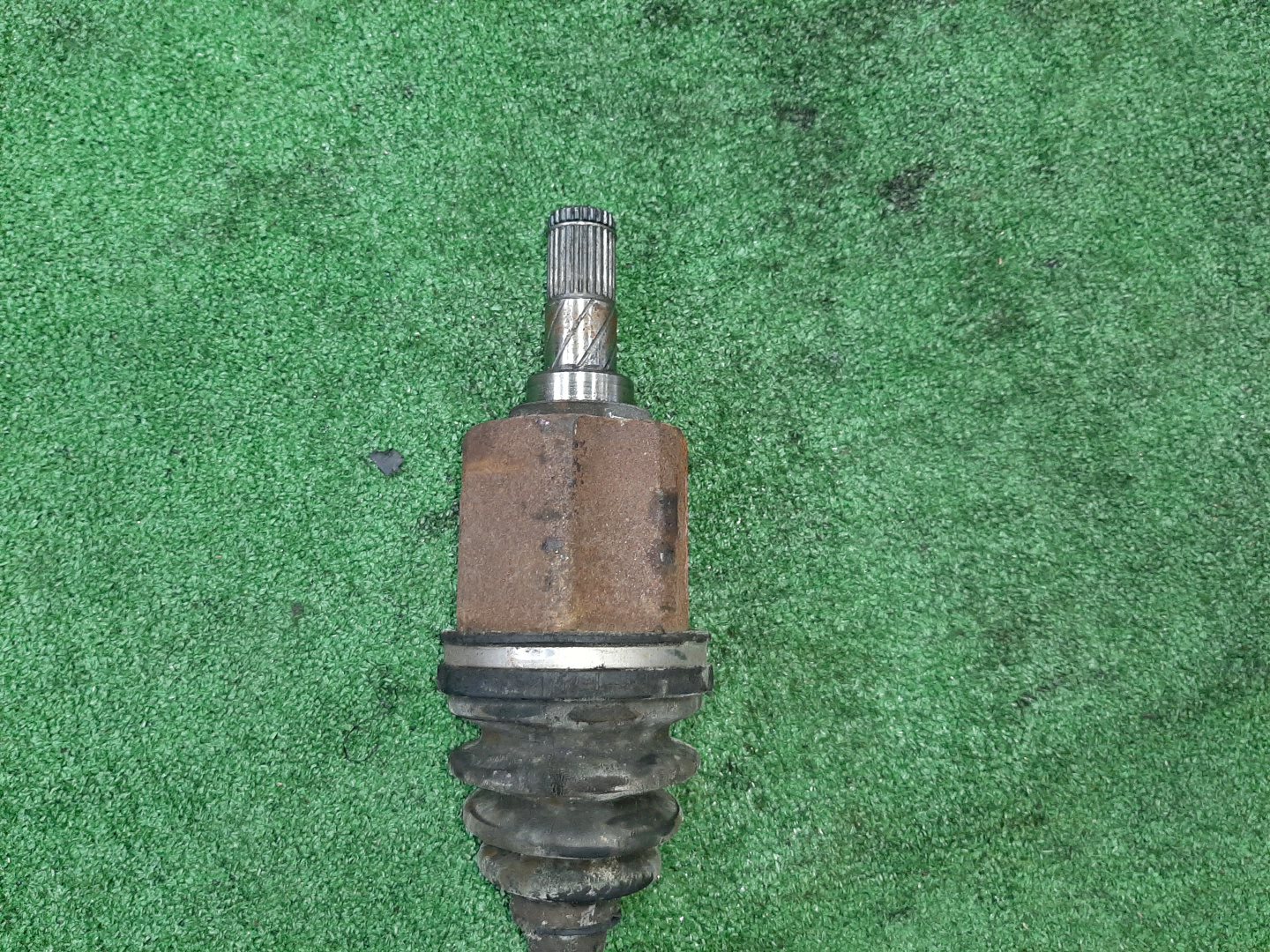 Привод левый передний NISSAN AVENIR, LIBERTY, PRIMERA, SERENA W11, RW11, RM12, HP12, TNC24, TC24, RC24 QR20DE, SR20VE, QR25DE 3 ракурс