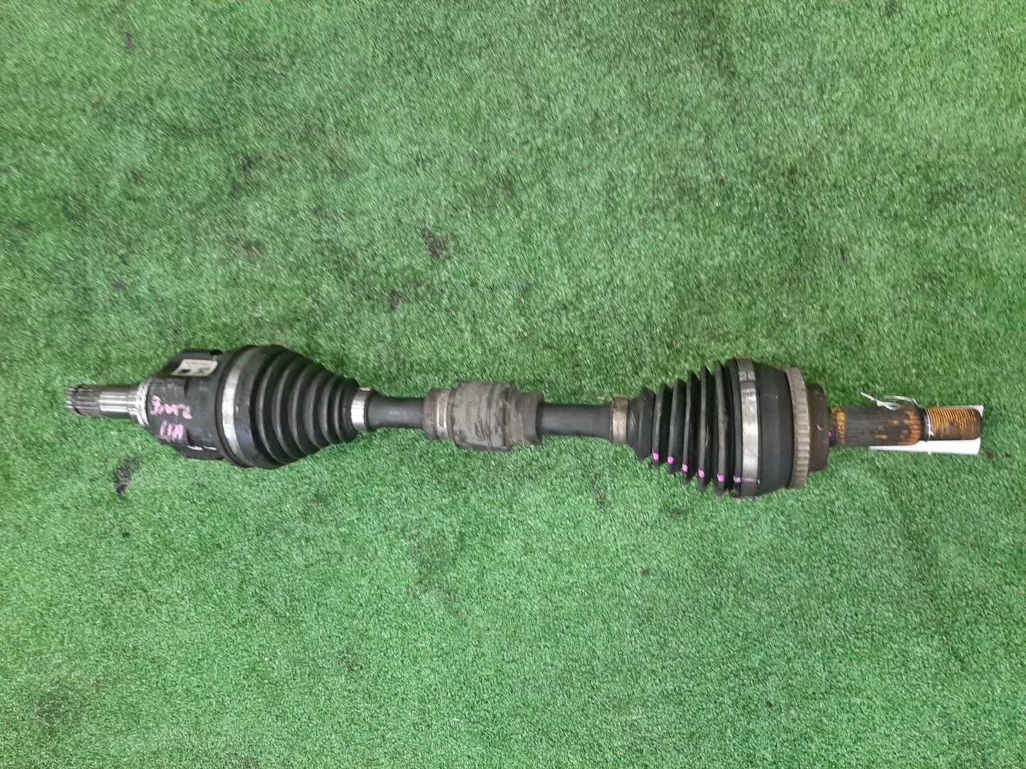 Привод левый передний TOYOTA AXIO, PREMIO, ISIS, WISH, ALLION, COROLLA FIELDER, COROLLA  AXIO, FIELDER ZRE142, ZRT260, ZGM10, ZGM10W, ZGM10G, ZGE20W, ZGE20G, ZRE142G 2ZR-FAE, 2ZR-FE 1 ракурс