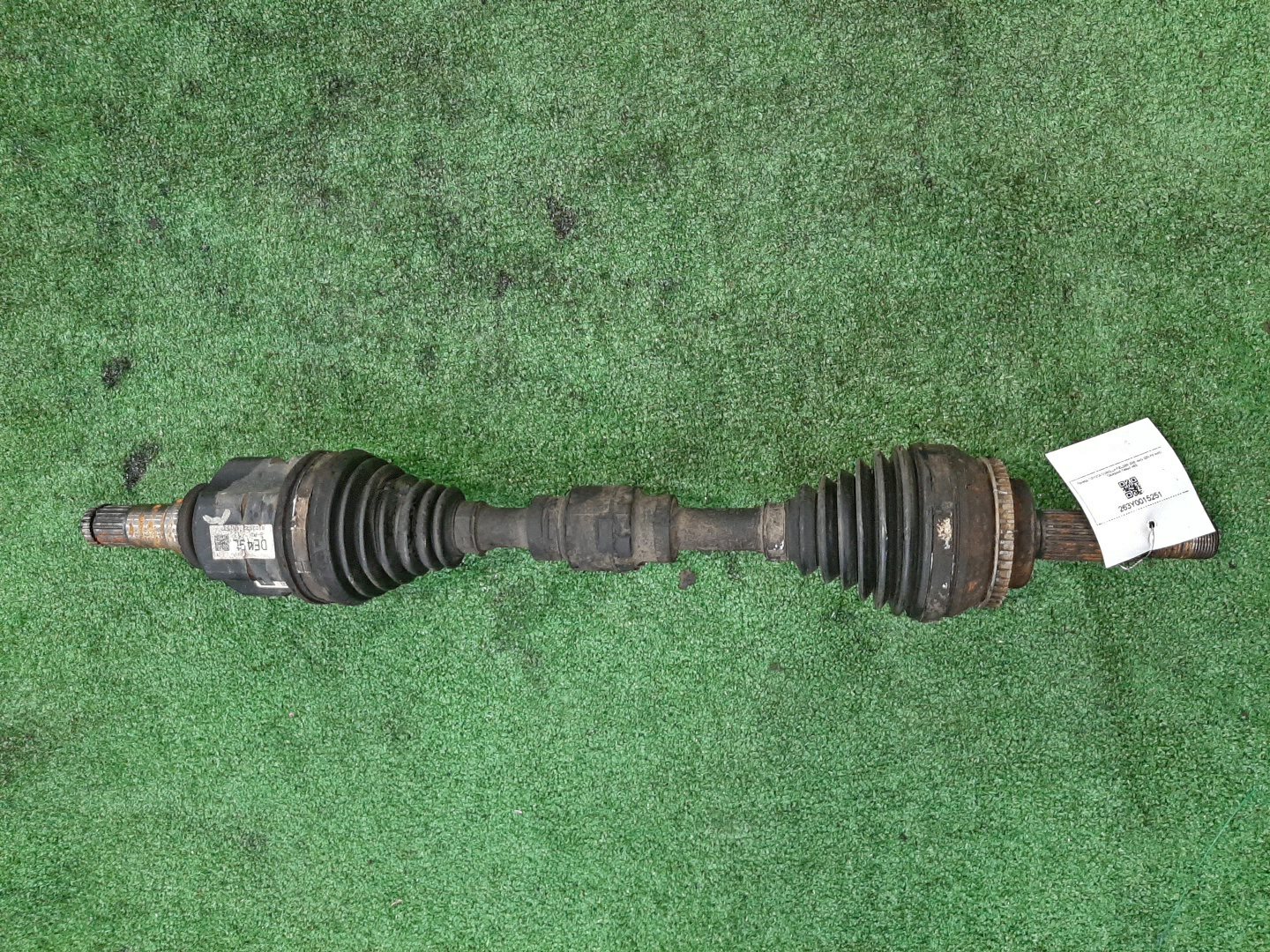 Привод левый передний TOYOTA PREMIO, ISIS, WISH, ALLION, COROLLA FIELDER, COROLLA  AXIO ZRT265, ZGM15G, ZGE25G, ZRE144G, ZRE144 2ZR-FAE, 2ZR-FE 1 ракурс