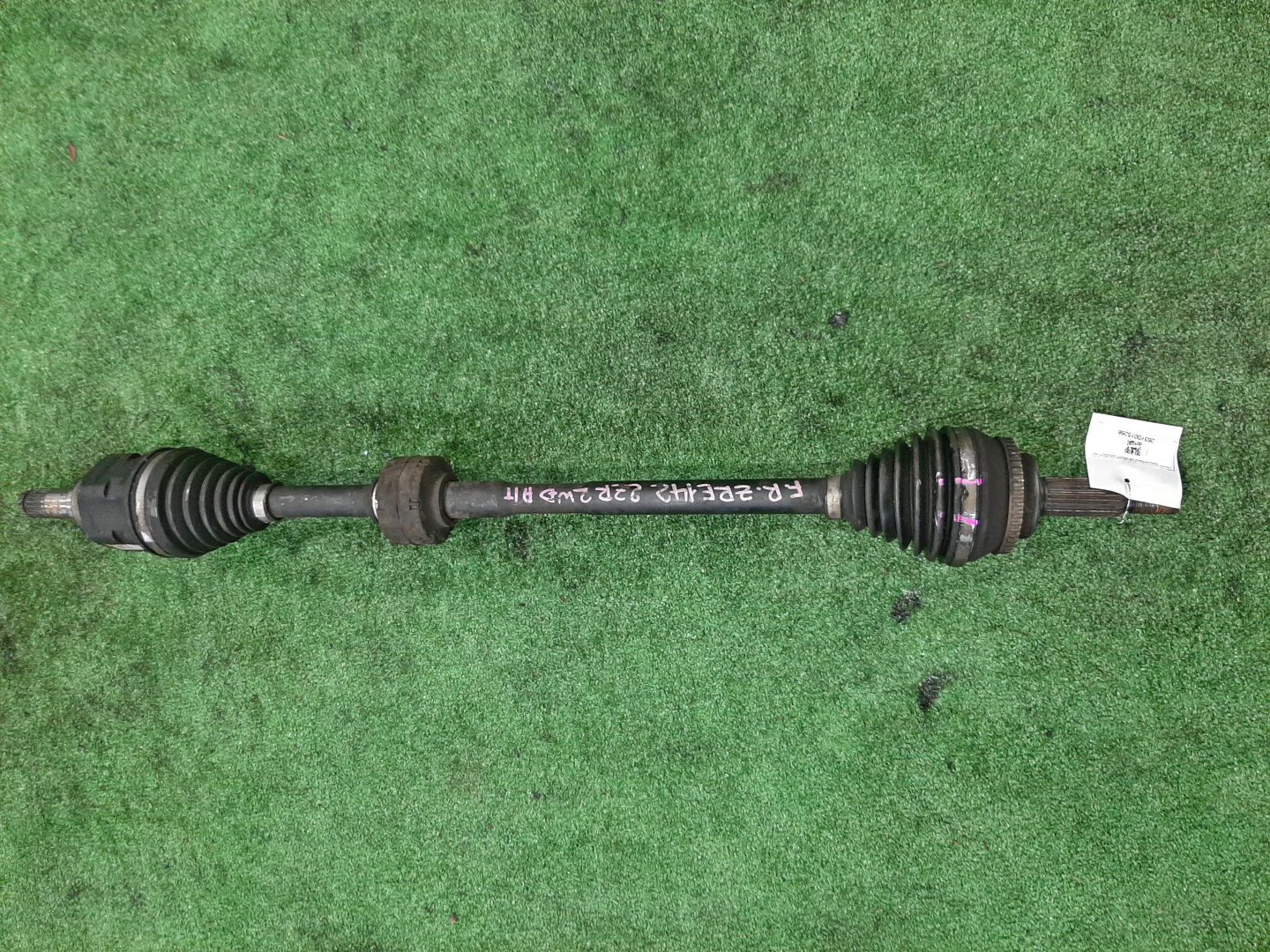 Привод правый передний TOYOTA PREMIO, ISIS, WISH, ALLION, COROLLA FIELDER, COROLLA  AXIO ZRT260, ZGM10, ZGM10W, ZGM10G, ZGE20W, ZGE20G, ZRE142G, ZRE142 2ZR-FAE, 2ZR-FE 1 ракурс