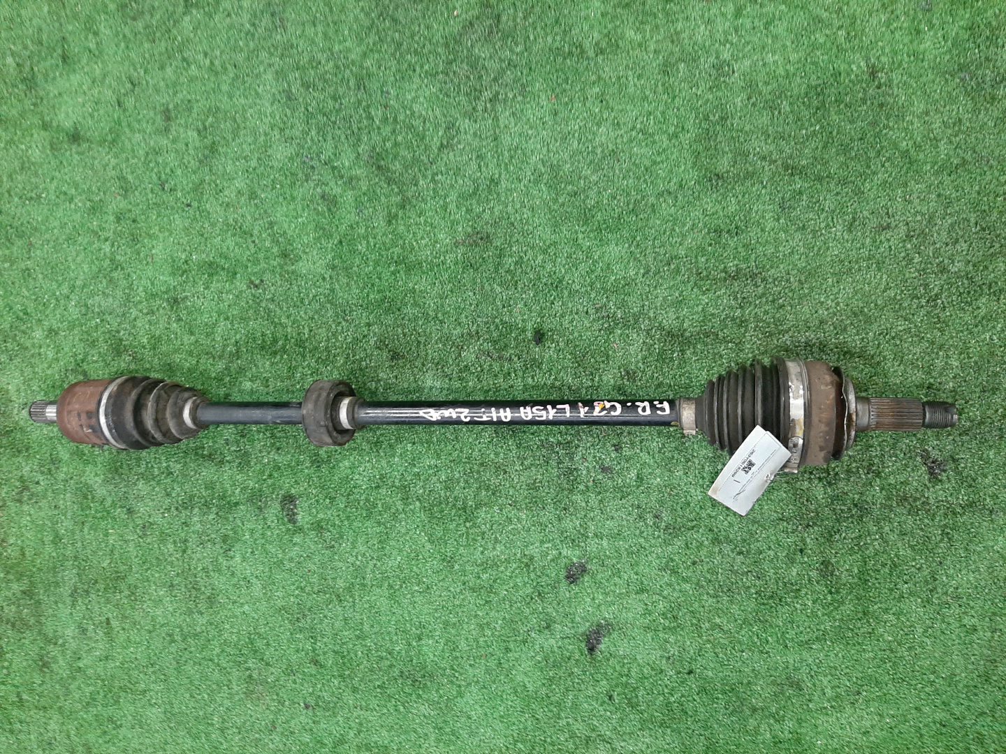 Привод правый передний HONDA AIRWAVE GJ1 L15A 1 ракурс