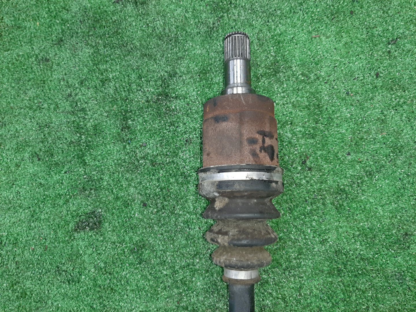 Привод правый передний HONDA AIRWAVE GJ1 L15A 3 ракурс