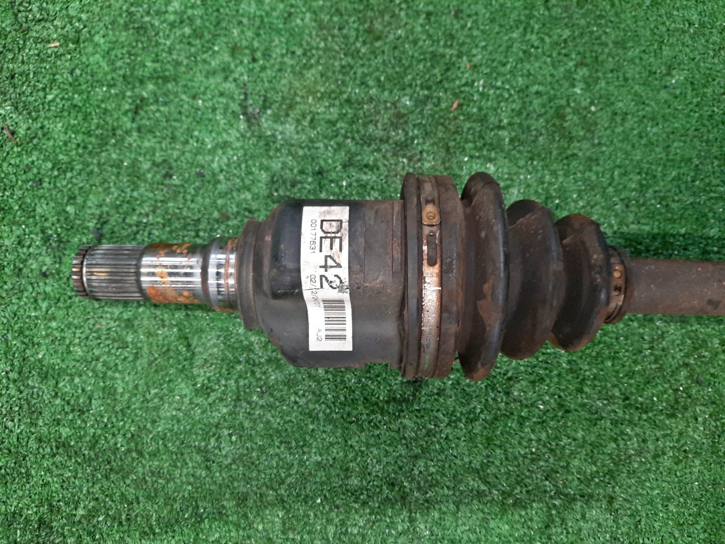 Привод правый передний TOYOTA COROLLA, PREMIO, COROLLA SPACIO, ALLION, COROLLA FIELDER, ALLEX, COROLLA RUNX, WILL VS, COROLLA  AXIO NZE121, NZE120, NZE141, NZT240, NZT260, NZE121N, NZE121G, NZE141G, NZE127 1NZ-FE, 2NZ-FE 3 ракурс