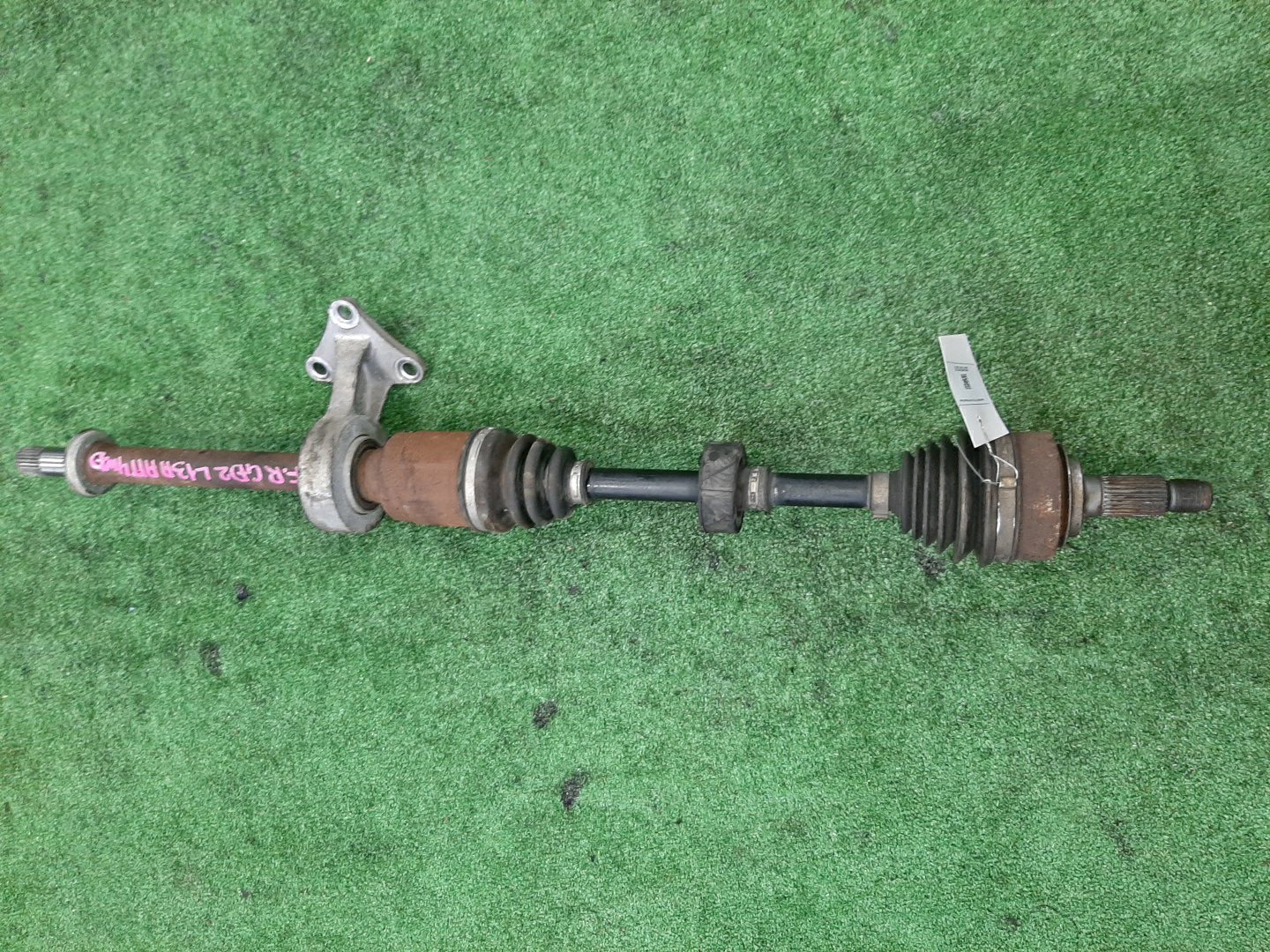 Привод правый передний HONDA FIT ARIA, FIT GD9, GD7, GD2, GD4 L15A, L13A 1 ракурс