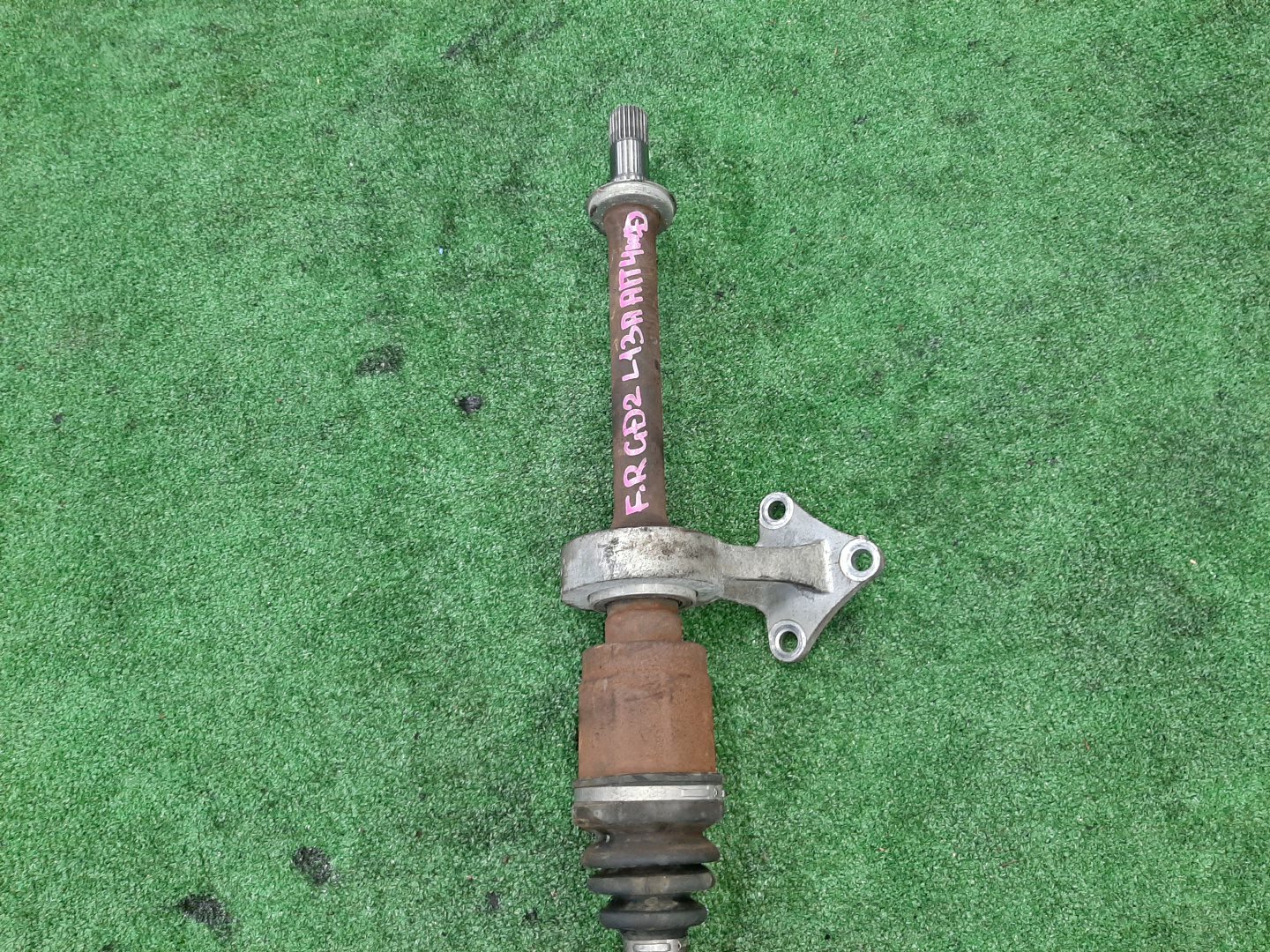 Привод правый передний HONDA FIT ARIA, FIT GD9, GD7, GD2, GD4 L15A, L13A 3 ракурс