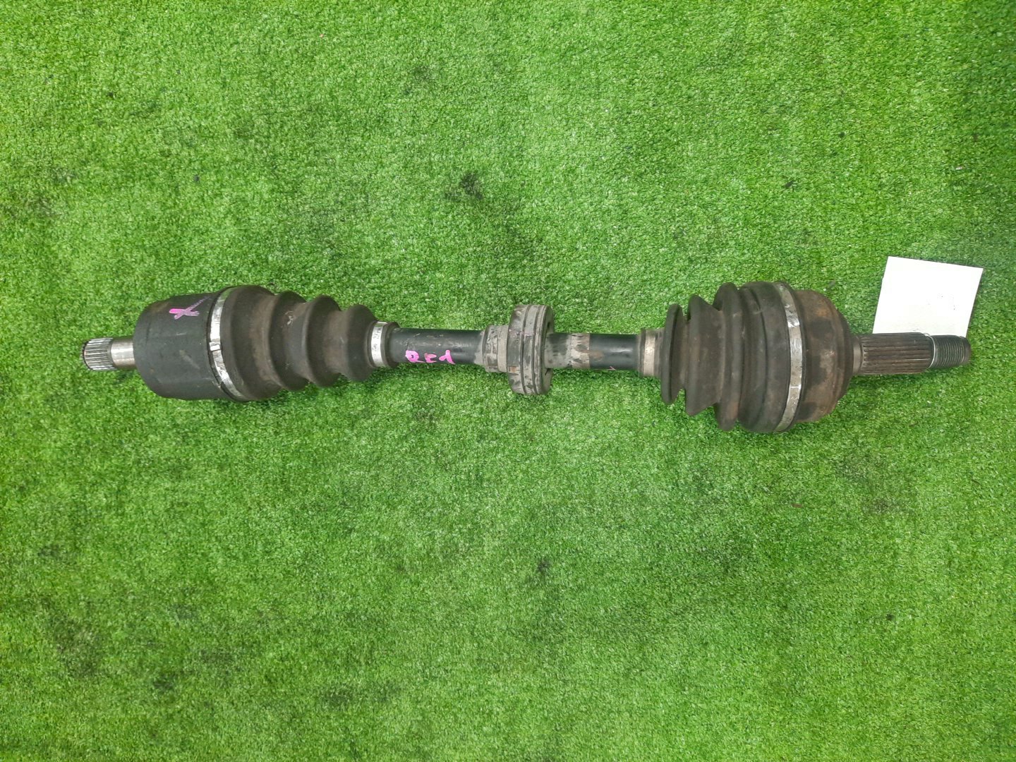 Привод правый передний HONDA S-MX, STEPWGN RH1, RH2, RF1, RF2 B20B 1 ракурс