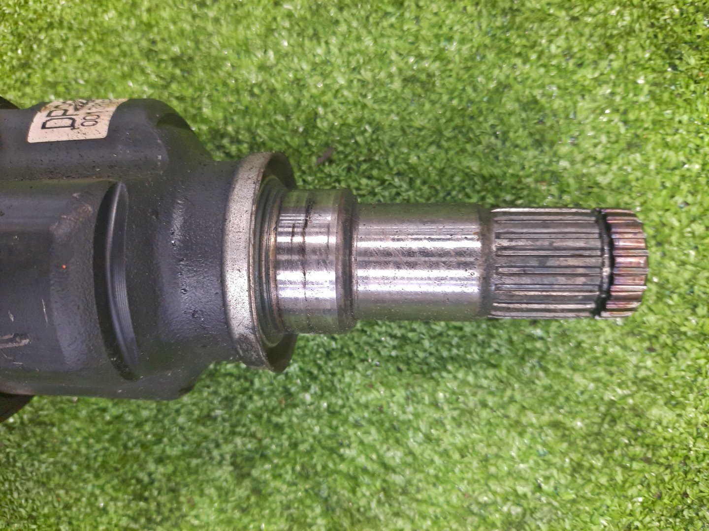Привод правый передний TOYOTA COROLLA FIELDER, AQUA, COROLLA  AXIO NKE165G, NHP10, NKE165 1NZ-FXE 3 ракурс