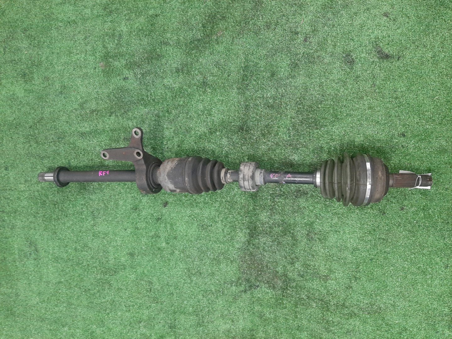 Привод левый передний HONDA S-MX, STEPWGN RH1, RH2, RF1, RF2 B20B 1 ракурс