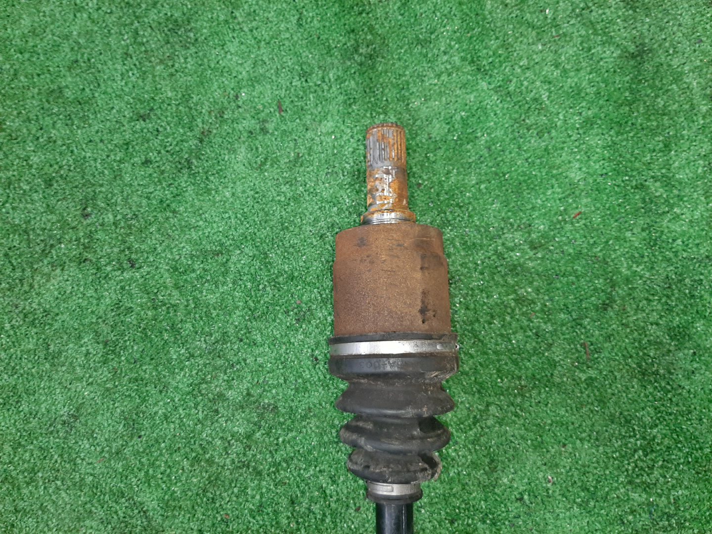 Привод правый передний HONDA FIT, FIT SHUTTLE GE6, GE8, GG7, GP2 L13A, L15A, LDA 3 ракурс