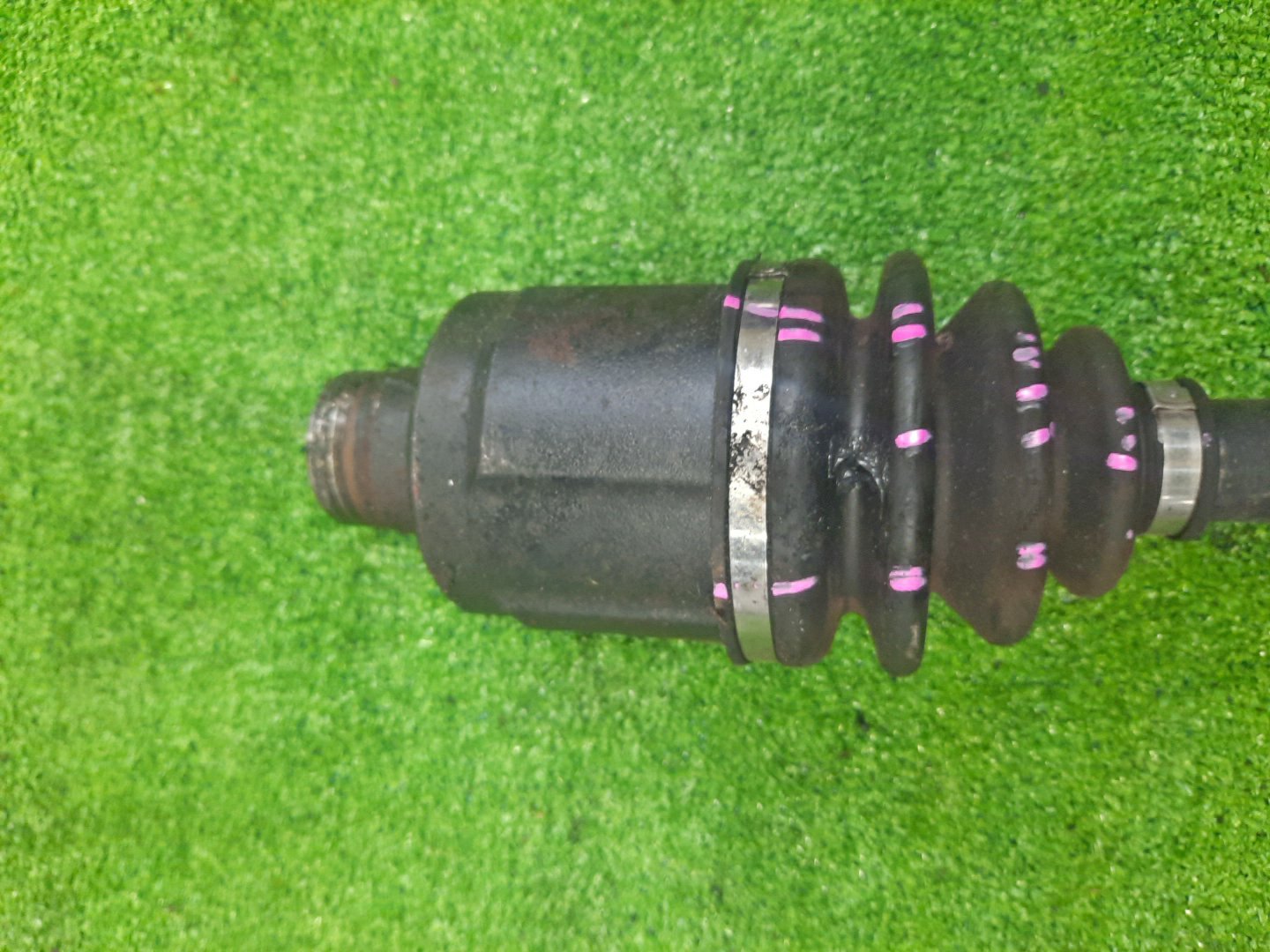 Привод правый передний HONDA INSPIRE, SABER UA1, UA2 G20A, G25A 3 ракурс