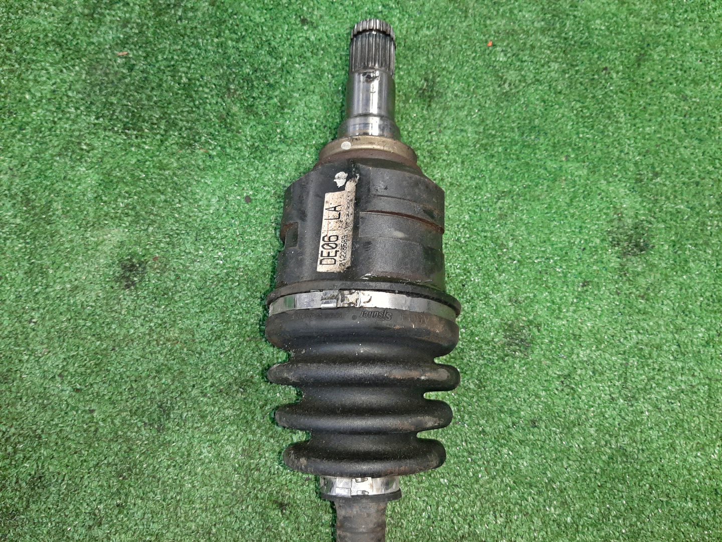Привод левый передний TOYOTA COROLLA, COROLLA SPACIO, ISIS, WISH, COROLLA FIELDER, ALLEX, COROLLA RUNX, WILL VS ZZE122, ZZE122N, ZNM10, ZNM10W, ZNM10G, ZNE10, ZNE10G, ZZE122G, ZZE127 1ZZ-FE 3 ракурс
