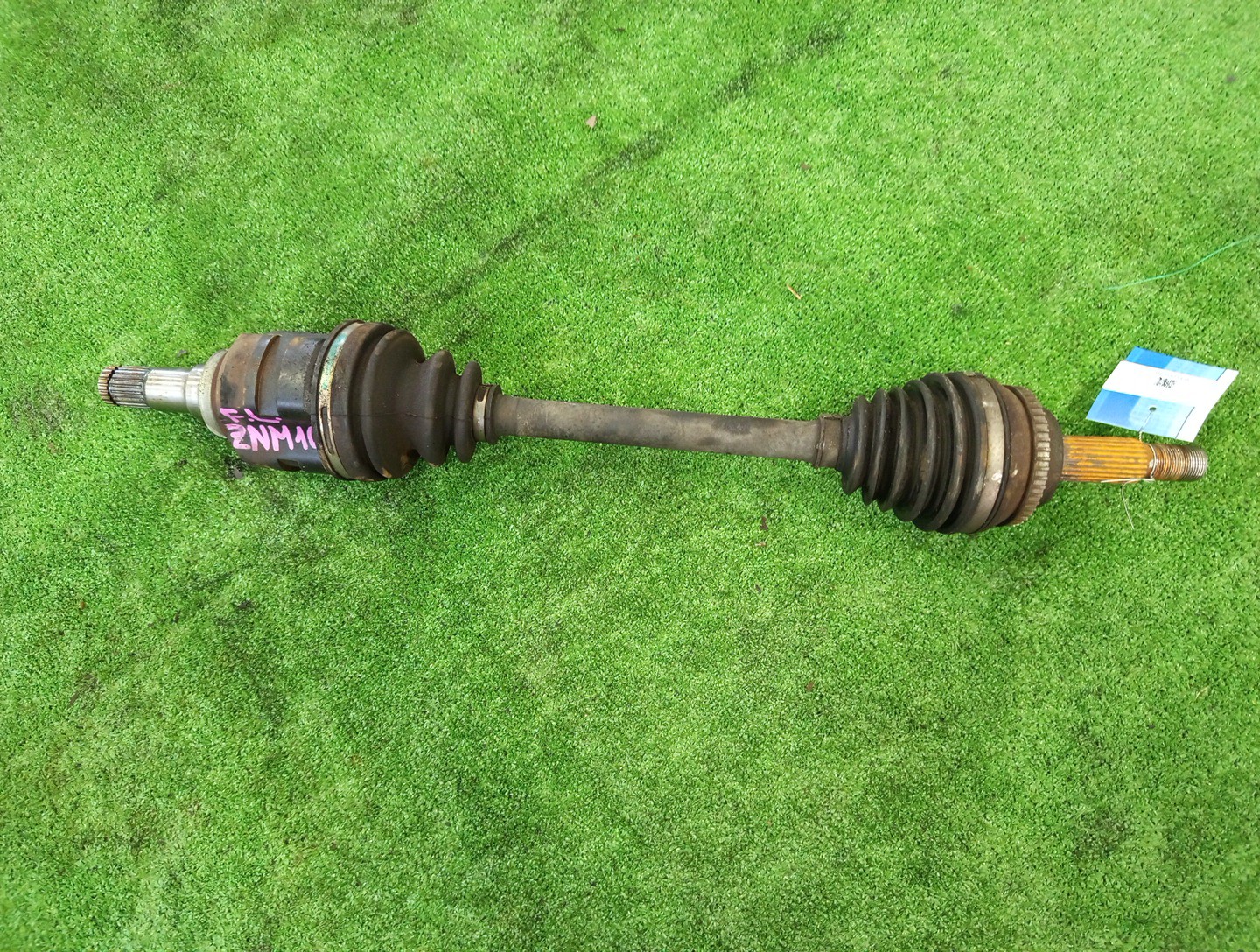 Привод левый передний TOYOTA COROLLA, COROLLA SPACIO, ISIS, WISH, COROLLA FIELDER, ALLEX, COROLLA RUNX, WILL VS ZZE122, ZZE122N, ZNM10, ZNM10W, ZNM10G, ZNE10, ZNE10G, ZZE122G, ZZE127 1ZZ-FE 1 ракурс