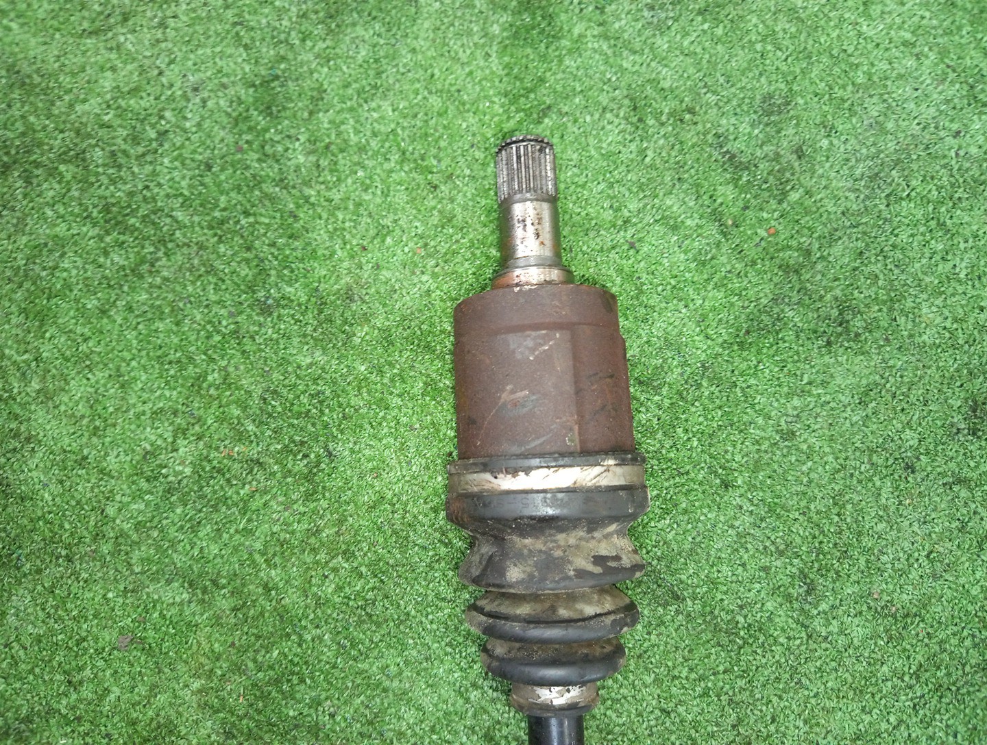 Привод правый передний HONDA AIRWAVE GJ1 L15A 3 ракурс