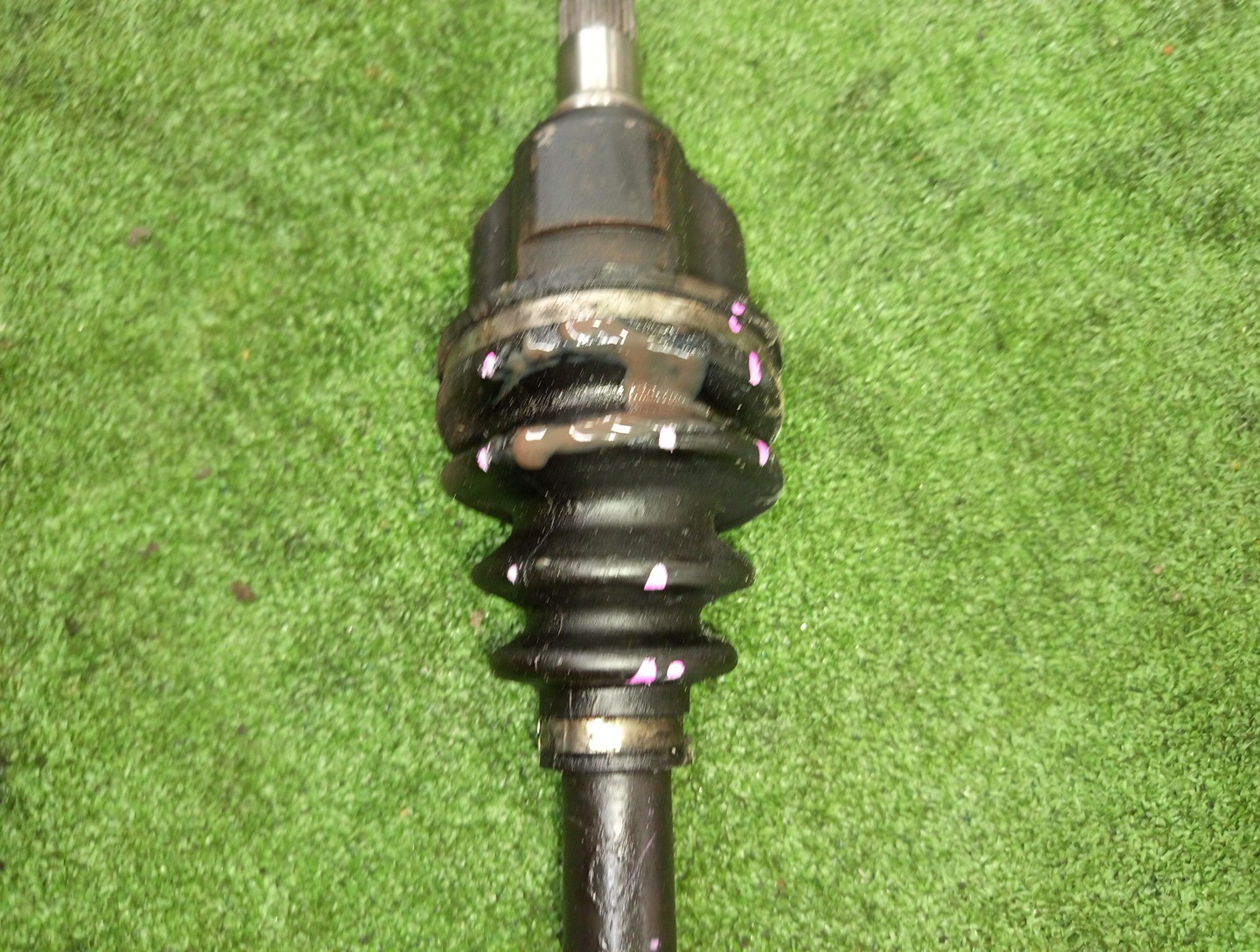 Привод правый передний TOYOTA COROLLA, PREMIO, COROLLA SPACIO, ALLION, COROLLA FIELDER, ALLEX, COROLLA RUNX, WILL VS, COROLLA  AXIO NZE121, NZE120, NZE141, NZT240, NZT260, NZE121N, NZE121G, NZE141G, NZE127 1NZ-FE, 2NZ-FE 4 ракурс
