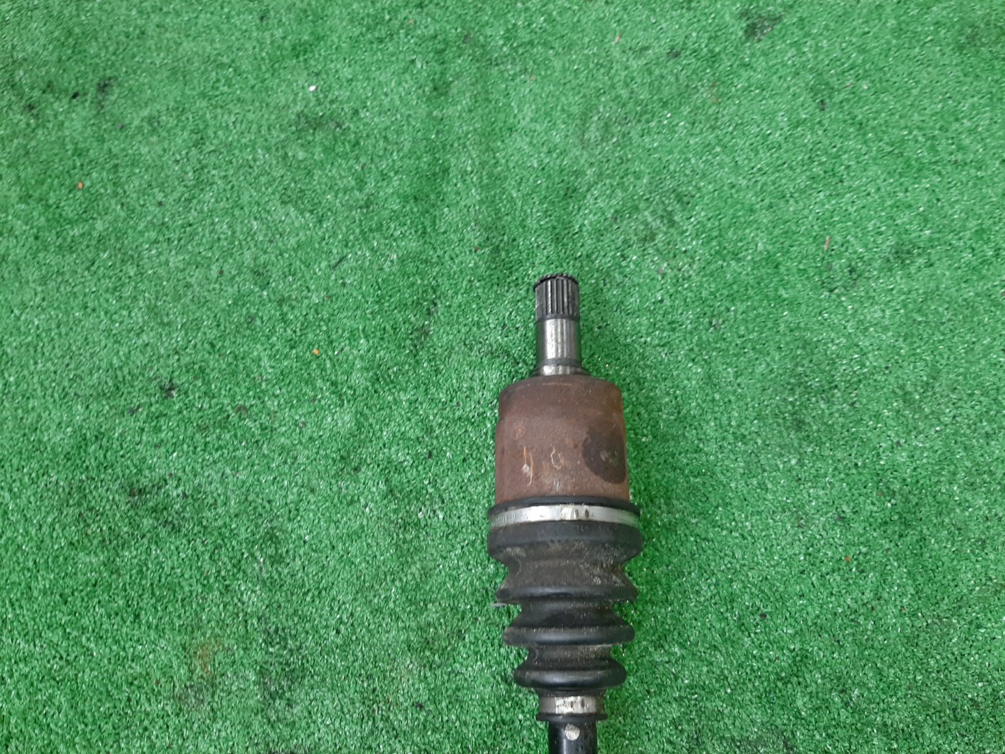 Привод правый передний HONDA AIRWAVE GJ1 L15A 3 ракурс