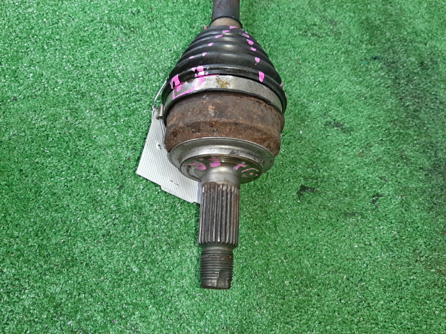 Привод правый передний HONDA AIRWAVE GJ1 L15A 2 ракурс
