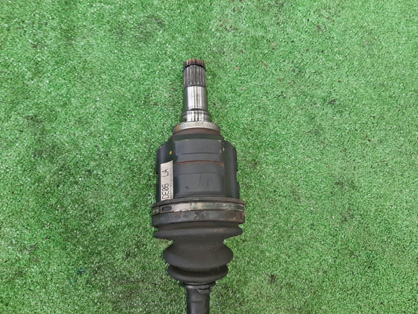 Привод левый передний TOYOTA COROLLA, COROLLA SPACIO, ISIS, WISH, COROLLA FIELDER, ALLEX, COROLLA RUNX, WILL VS ZZE122, ZZE122N, ZNM10, ZNM10W, ZNM10G, ZNE10, ZNE10G, ZZE122G, ZZE127 1ZZ-FE 3 ракурс