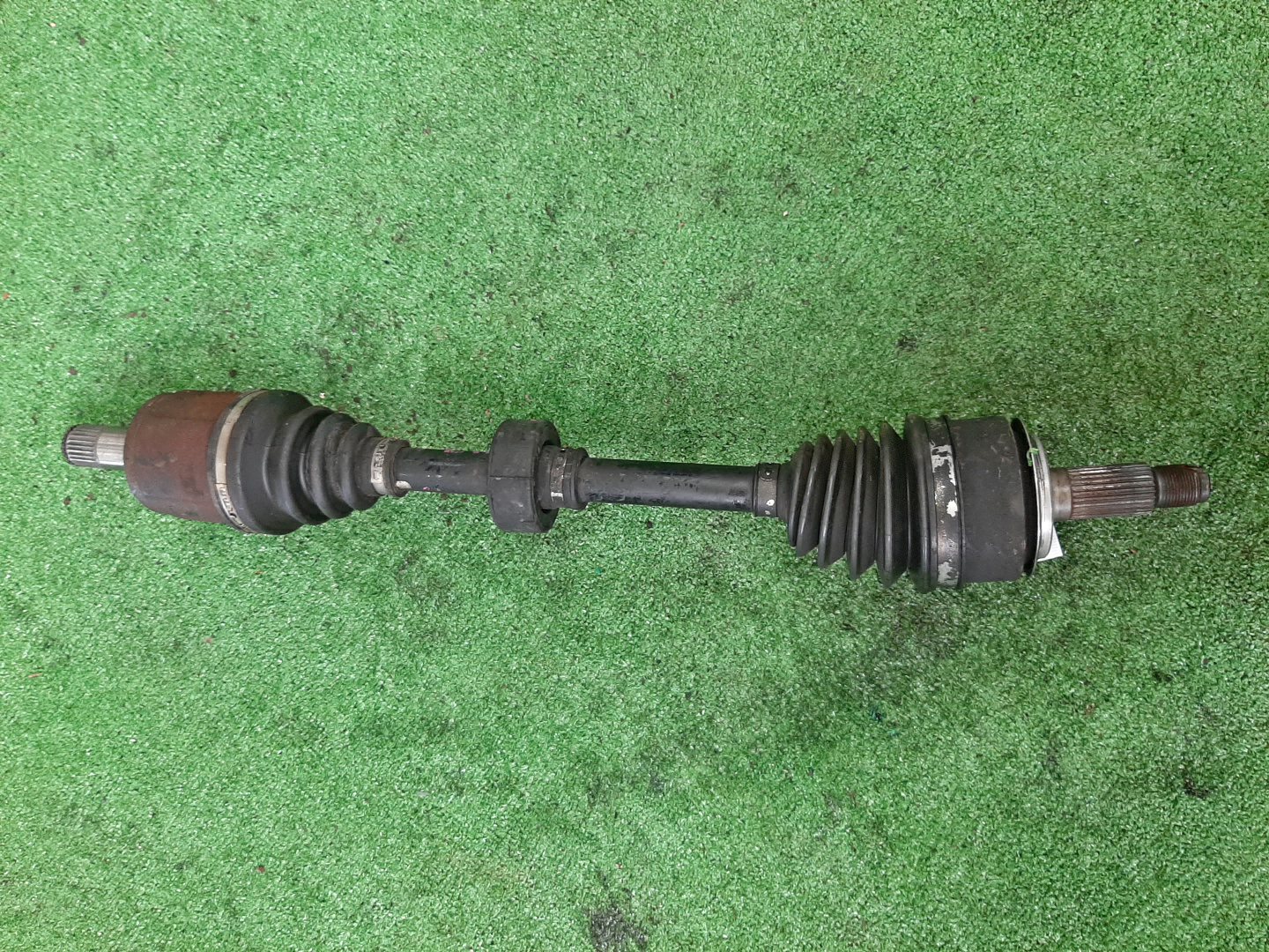 Привод левый передний HONDA ACCORD CL7, CM2, CM1 K20A, K24A 1 ракурс Привод левый передний HONDA ACCORD CL7, CM2, CM1 K20A, K24A 1 ракурс