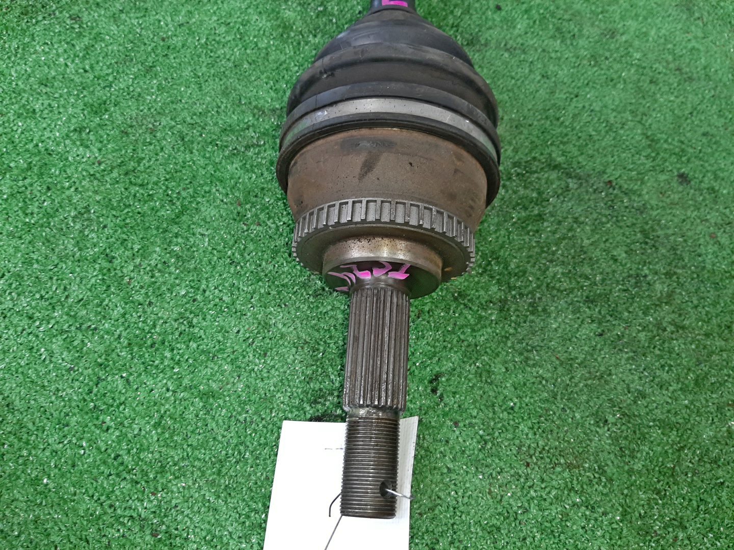 Привод левый передний NISSAN AVENIR, LIBERTY, PRIMERA, SERENA W11, RW11, RM12, HP12, TNC24, TC24, RC24 QR20DE, SR20VE, QR25DE 2 ракурс