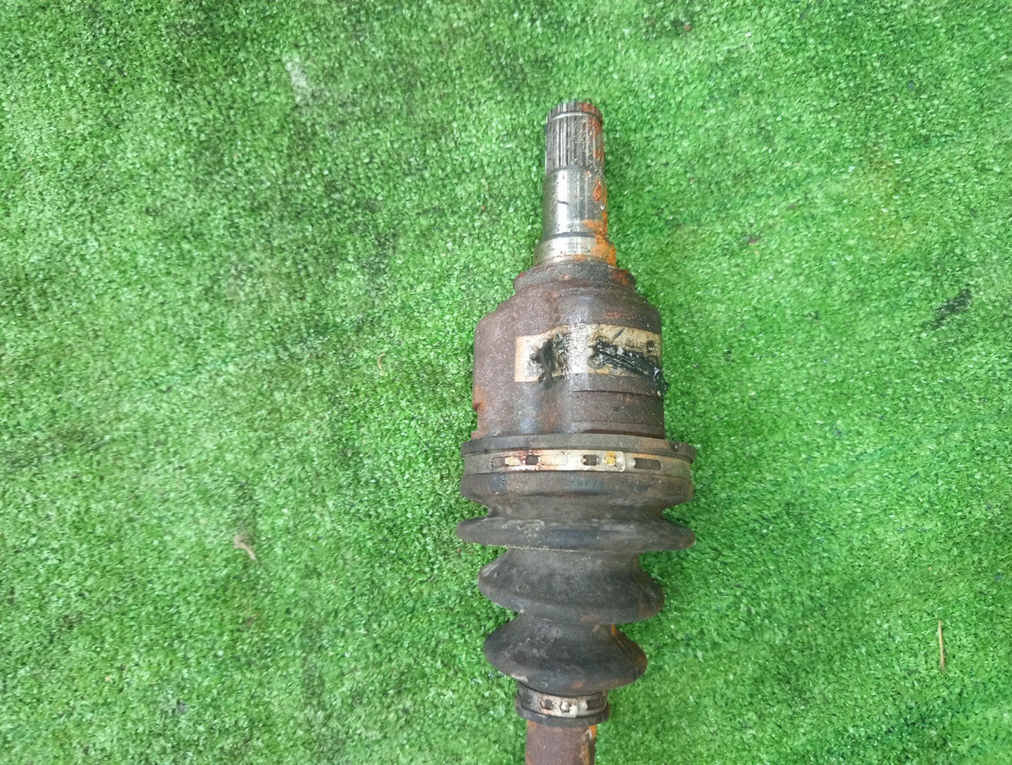 Привод правый передний TOYOTA COROLLA, PREMIO, COROLLA SPACIO, ALLION, COROLLA FIELDER, ALLEX, COROLLA RUNX, WILL VS, COROLLA  AXIO NZE121, NZE120, NZE141, NZT240, NZT260, NZE121N, NZE121G, NZE141G, NZE127 1NZ-FE, 2NZ-FE 3 ракурс