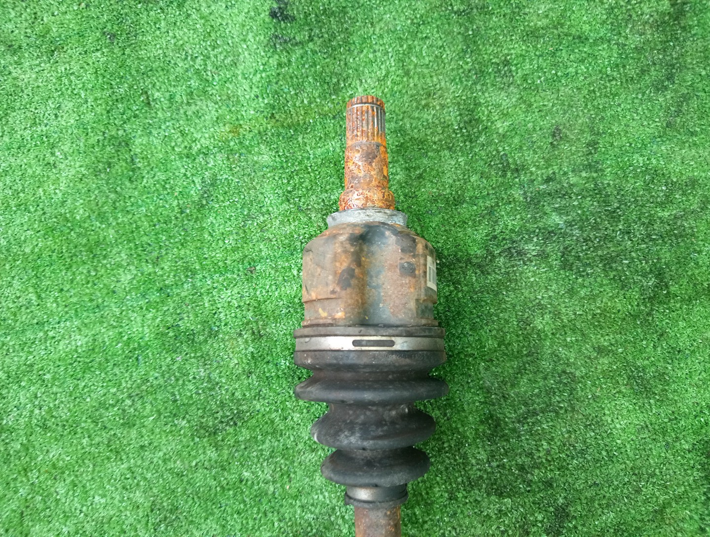 Привод правый передний TOYOTA COROLLA, PREMIO, COROLLA SPACIO, ALLION, COROLLA FIELDER, ALLEX, COROLLA RUNX, WILL VS, COROLLA  AXIO NZE121, NZE120, NZE141, NZT240, NZT260, NZE121N, NZE121G, NZE141G, NZE127 1NZ-FE, 2NZ-FE 3 ракурс