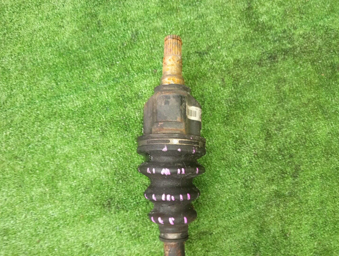 Привод правый передний TOYOTA COROLLA, PREMIO, COROLLA SPACIO, ALLION, COROLLA FIELDER, ALLEX, COROLLA RUNX, WILL VS, COROLLA  AXIO NZE121, NZE120, NZE141, NZT240, NZT260, NZE121N, NZE121G, NZE141G, NZE127 1NZ-FE, 2NZ-FE 3 ракурс