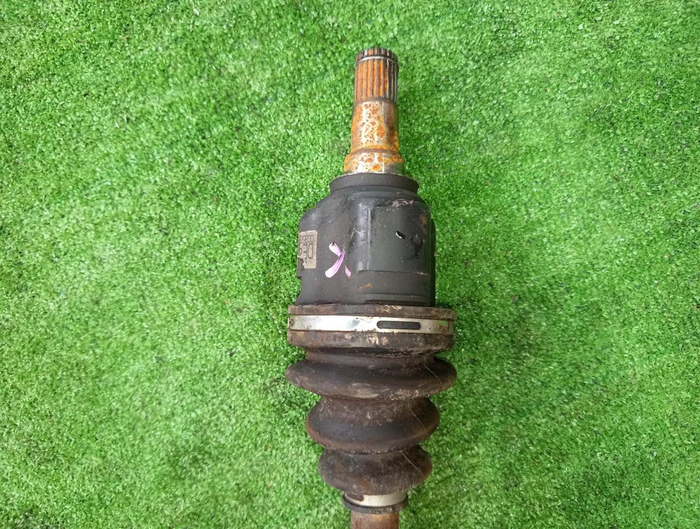 Привод левый передний TOYOTA COROLLA, PREMIO, COROLLA SPACIO, ALLION, COROLLA FIELDER, ALLEX, COROLLA RUNX, WILL VS, COROLLA  AXIO NZE121, NZE120, NZE141, NZT240, NZT260, NZE121N, NZE144G, NZE121G, NZE141G, NZE127, NZE144 1NZ-FE, 2NZ-FE 3 ракурс