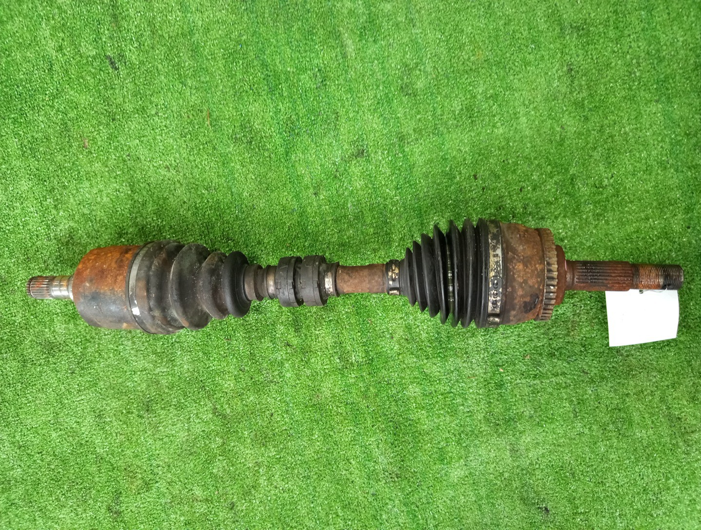 Привод левый передний NISSAN AVENIR, LIBERTY, SERENA PNW11, PNM12, PNC24, VNC24 SR20DE, SR20DET, YD25DDTI 1 ракурс