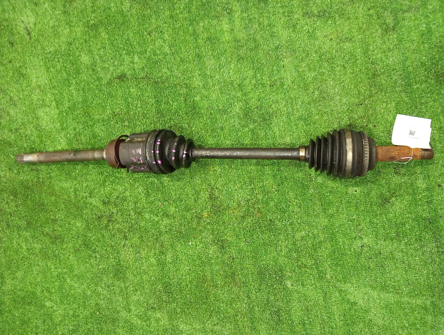 Привод правый передний TOYOTA COROLLA, OPA, PREMIO, COROLLA SPACIO, WISH, ALLION, COROLLA FIELDER, ALLEX, COROLLA RUNX, WILL VS ZZE124, ZCT15, ZZT245, ZZE124N, ZNE14G, ZZE124G, ZZE129 1ZZ-FE 1 ракурс