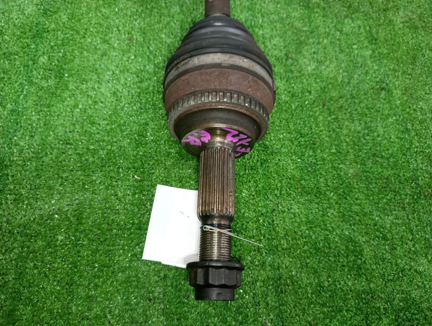 Привод правый передний TOYOTA COROLLA, COROLLA SPACIO, ISIS, WISH, COROLLA FIELDER, ALLEX, COROLLA RUNX, WILL VS ZZE122, ZZE122N, ZNM10, ZNM10W, ZNM10G, ZNE10, ZNE10G, ZZE122G, ZZE127 1ZZ-FE 2 ракурс