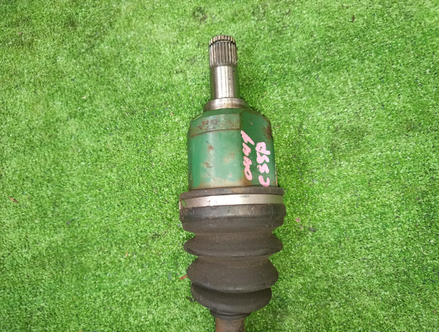 Привод левый передний MITSUBISHI LANCER CEDIA, DION, LANCER, MIRAGE DINGO CS2A, CS5W, CS5A, CR6W, CR5W, CS2W, CS2V, CQ1A, CQ2A, CQ5A 4G15, 4G93, 4G94, 4G13 3 ракурс