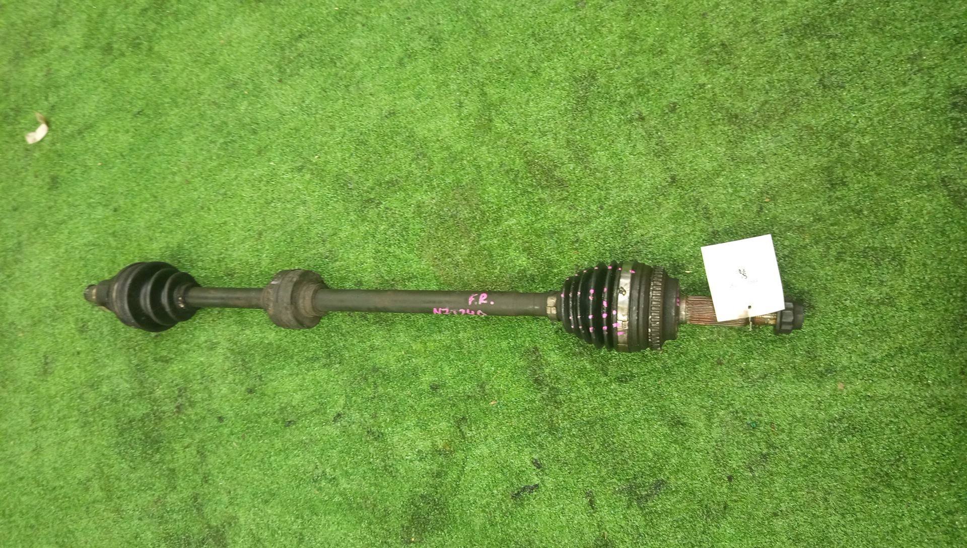 Привод правый передний TOYOTA COROLLA, PREMIO, COROLLA SPACIO, ALLION, COROLLA FIELDER, ALLEX, COROLLA RUNX, WILL VS, COROLLA  AXIO NZE121, NZE120, NZE141, NZT240, NZT260, NZE121N, NZE121G, NZE141G, NZE127 1NZ-FE, 2NZ-FE 1 ракурс