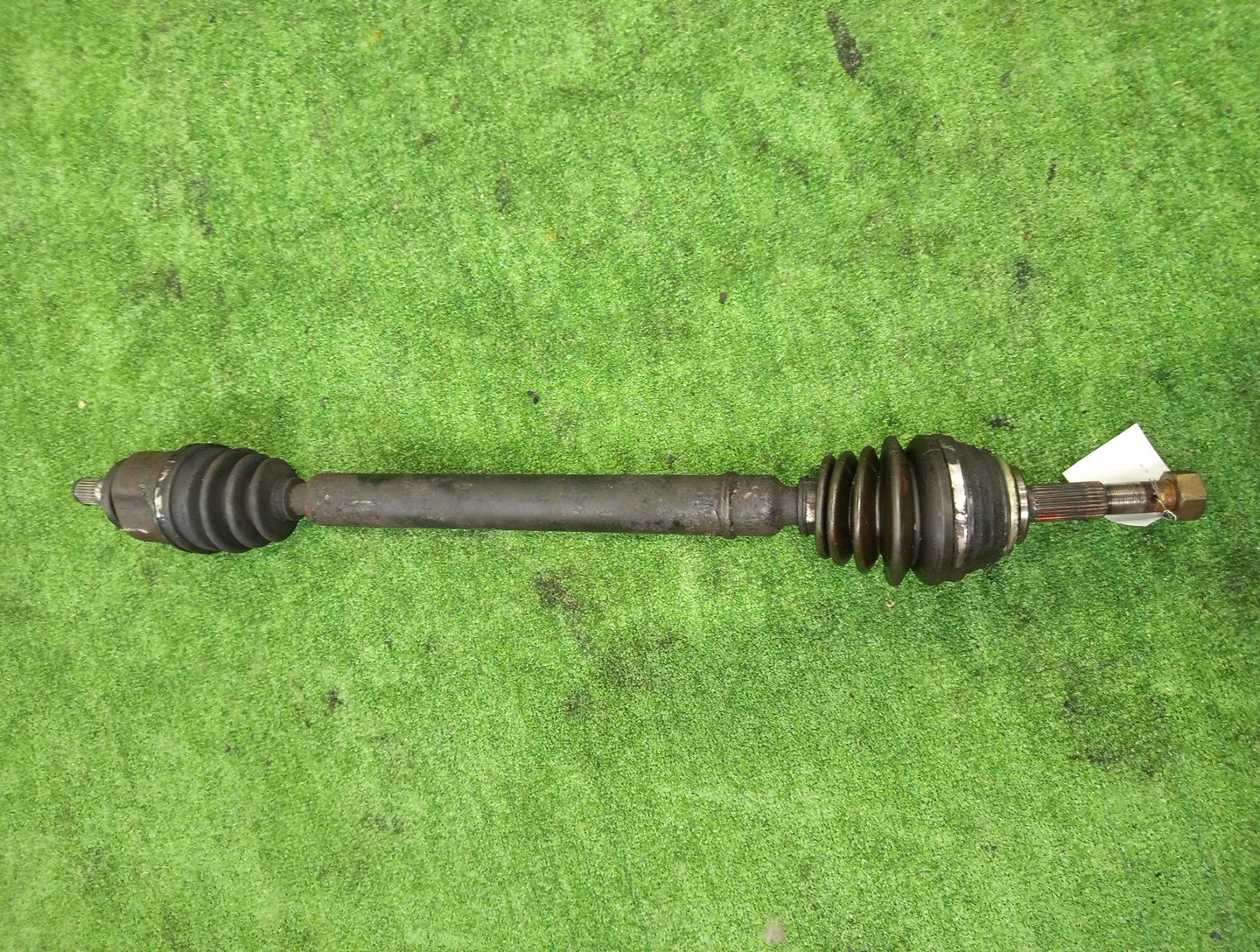 Привод правый передний NISSAN AD Y10 GA13DS 1 ракурс