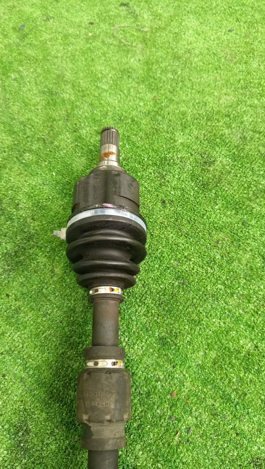 Привод левый передний TOYOTA COROLLA, PREMIO, COROLLA SPACIO, ALLION, COROLLA FIELDER, ALLEX, COROLLA RUNX, WILL VS, COROLLA  AXIO NZE121, NZE120, NZE141, NZT240, NZT260, NZE121N, NZE144G, NZE121G, NZE141G, NZE127, NZE144 1NZ-FE, 2NZ-FE 3 ракурс