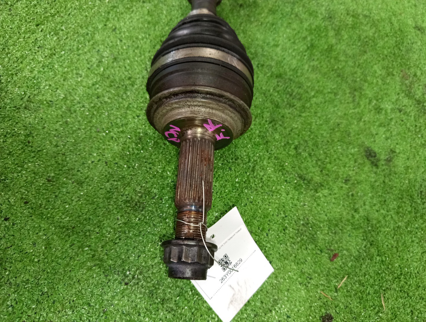 Привод правый передний TOYOTA IST, VITZ, COROLLA FIELDER, RACTIS, PORTE, SPADE, COROLLA  AXIO NCP110, NCP131, NZE161G, NCP120, NCP122, NCP141, NZE161 1NZ-FE 2 ракурс