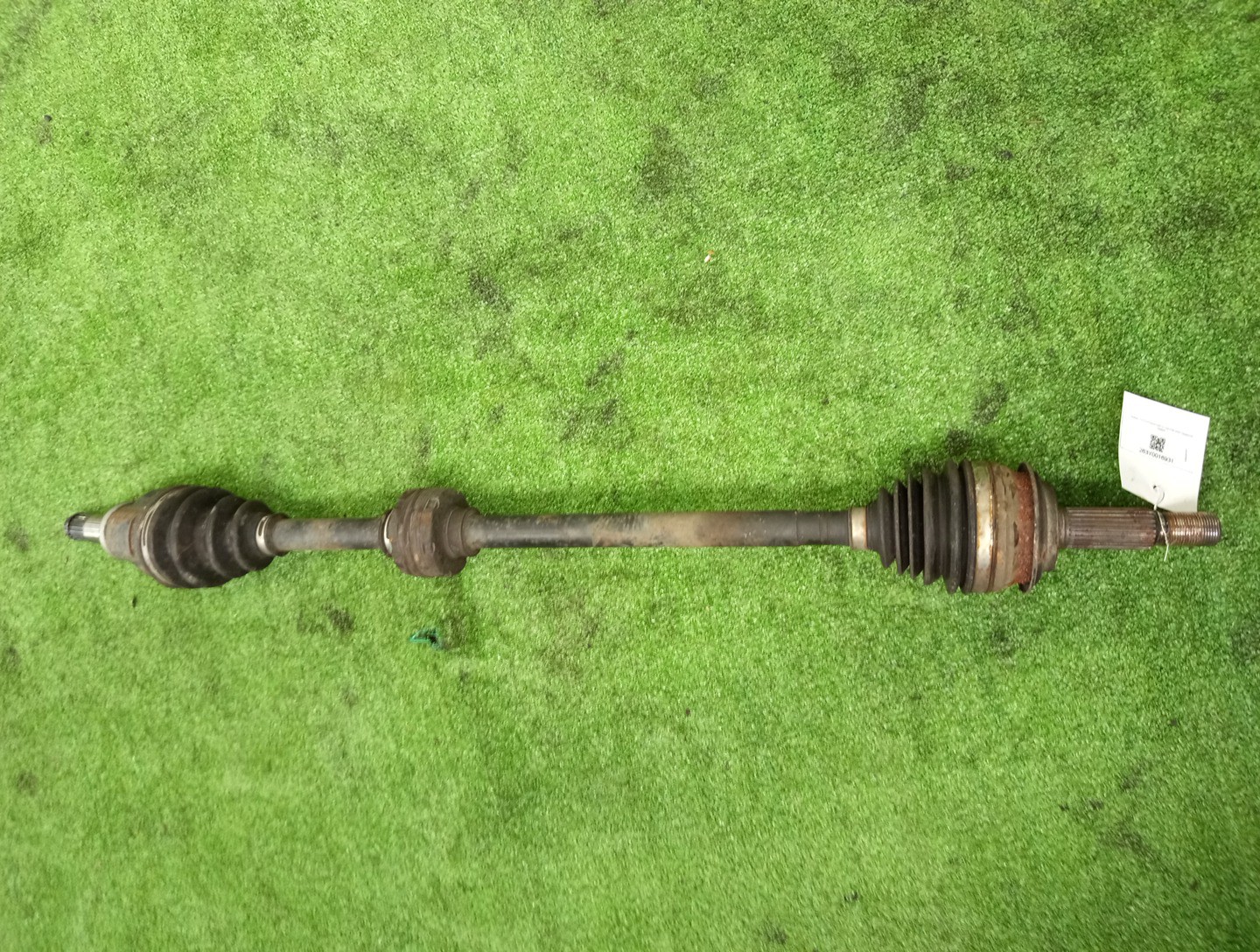 Привод правый передний TOYOTA COROLLA FIELDER, AQUA, COROLLA  AXIO NKE165G, NHP10, NKE165 1NZ-FXE 1 ракурс