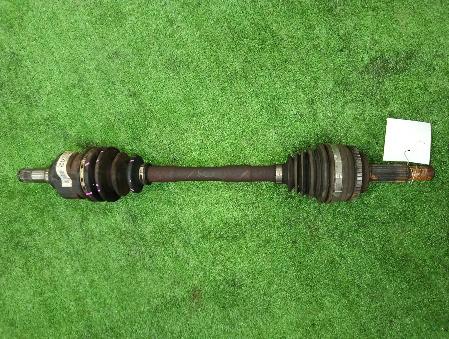 Привод левый передний TOYOTA COROLLA, PREMIO, COROLLA SPACIO, ALLION, COROLLA FIELDER, ALLEX, COROLLA RUNX, WILL VS, COROLLA  AXIO NZE121, NZE120, NZE141, NZT240, NZT260, NZE121N, NZE121G, NZE141G, NZE127 1NZ-FE, 2NZ-FE 1 ракурс