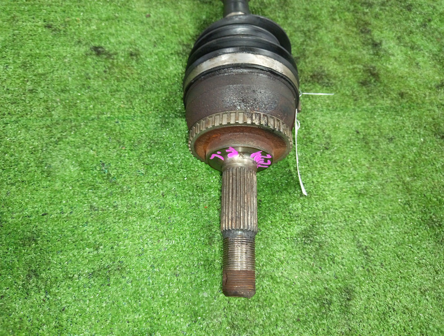 Привод левый передний NISSAN AVENIR, LIBERTY, PRIMERA, SERENA W11, RW11, RM12, HP12, TNC24, TC24, RC24 QR20DE, SR20VE, QR25DE 2 ракурс