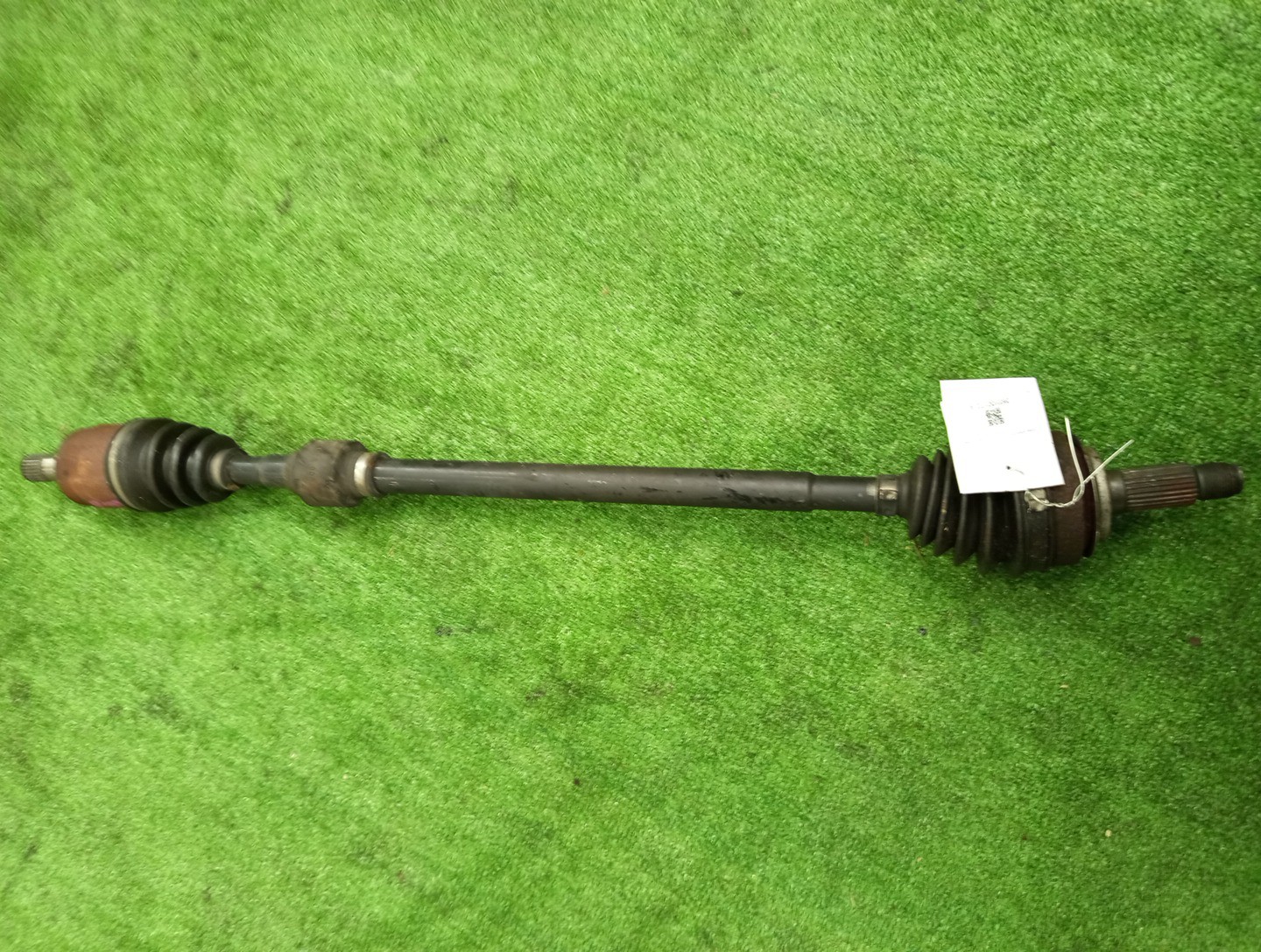 Привод правый передний HONDA CIVIC, STREAM FD1, RN6 R18A 1 ракурс Привод правый передний HONDA CIVIC, STREAM FD1, RN6 R18A 1 ракурс