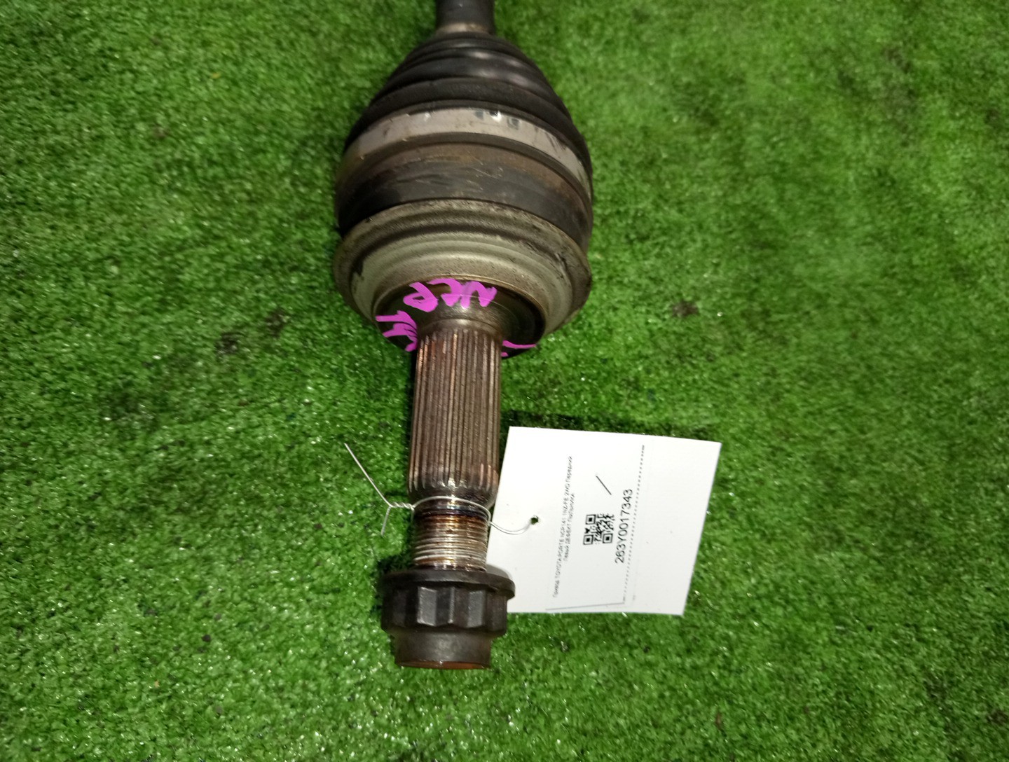Привод левый передний TOYOTA IST, VITZ, COROLLA FIELDER, RACTIS, PORTE, SPADE, COROLLA AXIO NCP110, NCP131, NZE161G, NCP120, NCP122, NCP141, NZE161 1NZ-FE 2 ракурс Привод левый передний TOYOTA IST, VITZ, COROLLA FIELDER, RACTIS, PORTE, SPADE, COROLLA AXIO NCP110, NCP131, NZE161G, NCP120, NCP122, NCP141, NZE161 1NZ-FE 2 ракурс