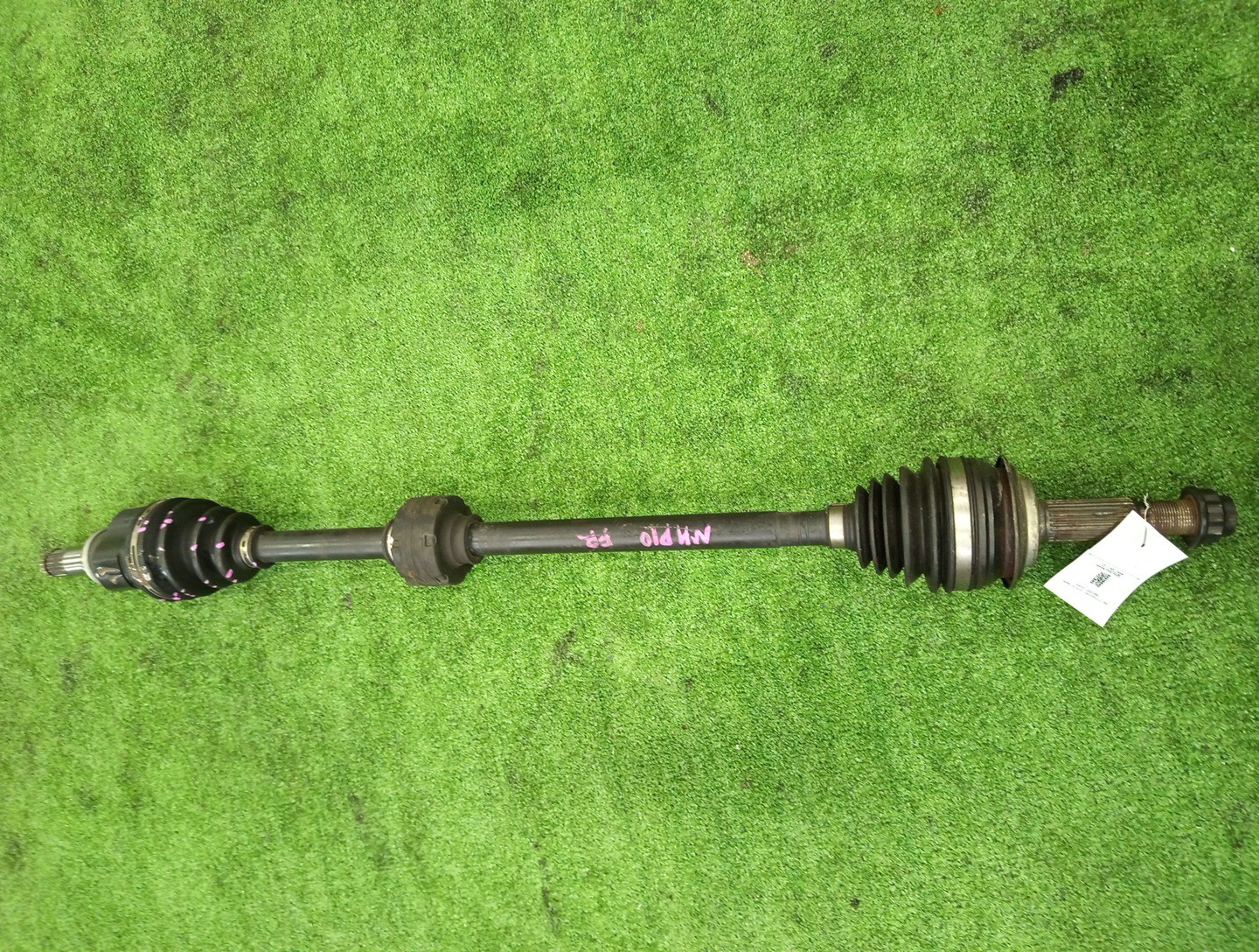 Привод правый передний TOYOTA COROLLA FIELDER, AQUA, COROLLA  AXIO NKE165G, NHP10, NKE165 1NZ-FXE 1 ракурс