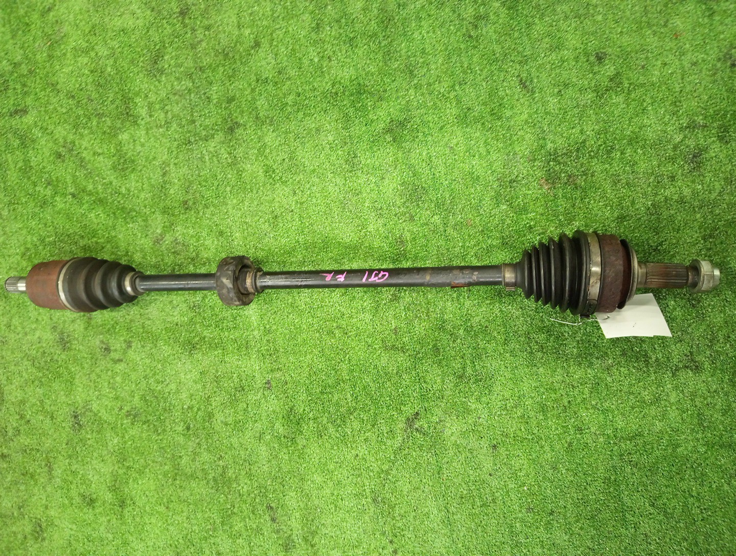 Привод правый передний HONDA AIRWAVE GJ1 L15A 1 ракурс Привод правый передний HONDA AIRWAVE GJ1 L15A 1 ракурс