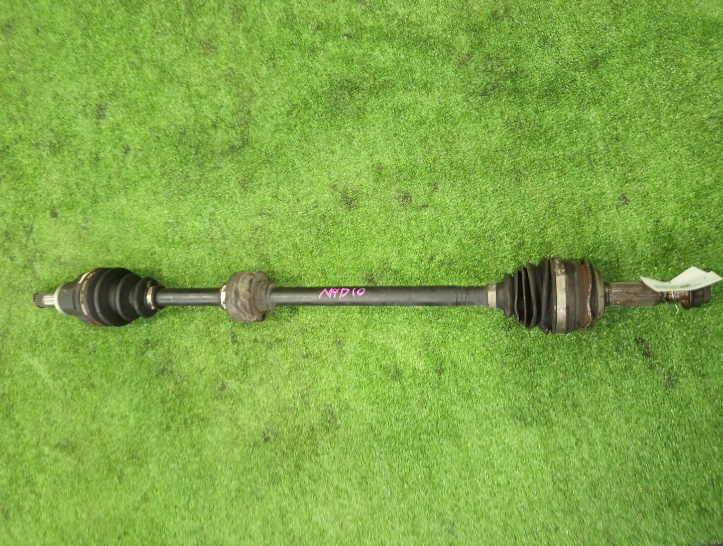 Привод правый передний TOYOTA COROLLA FIELDER, AQUA, COROLLA  AXIO NKE165G, NHP10, NKE165 1NZ-FXE 1 ракурс