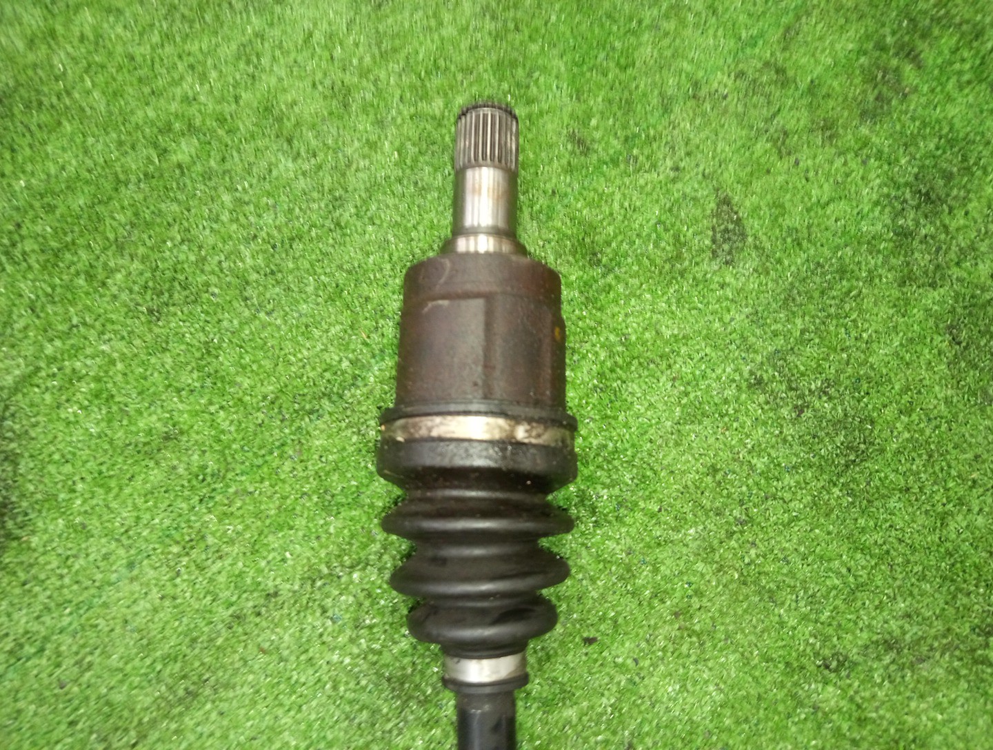 Привод правый передний HONDA FIT ARIA, FIT GD6, GD8, GD3, GD1 L13A, L15A 3 ракурс
