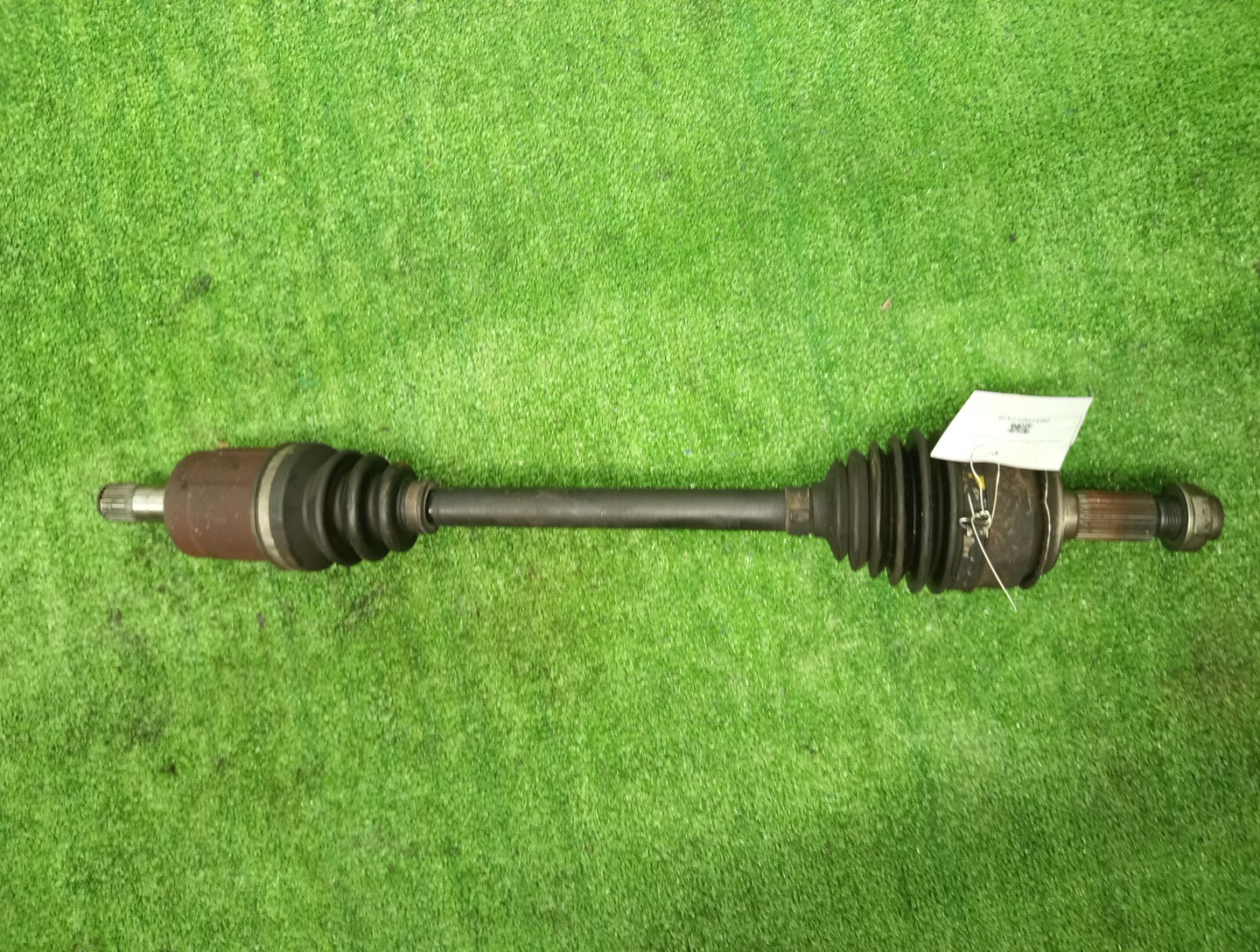 Привод левый передний HONDA CR-Z, STREAM ZF1, RN6 LEA, R18A 1 ракурс