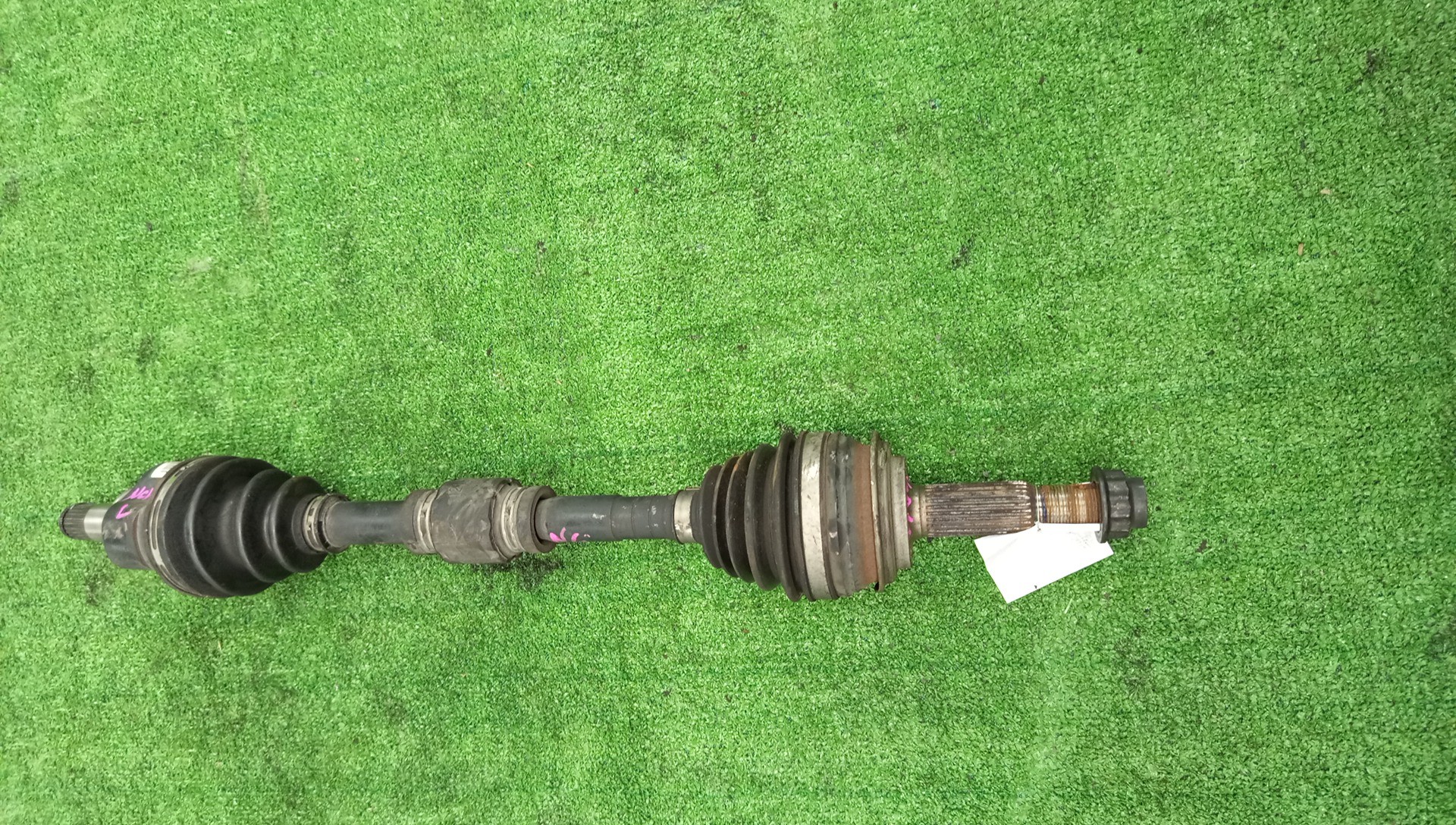 Привод левый передний TOYOTA IST, VITZ, COROLLA FIELDER, RACTIS, PORTE, SPADE, COROLLA AXIO NCP110, NCP131, NZE161G, NCP120, NCP122, NCP141, NZE161 1NZ-FE 1 ракурс Привод левый передний TOYOTA IST, VITZ, COROLLA FIELDER, RACTIS, PORTE, SPADE, COROLLA AXIO NCP110, NCP131, NZE161G, NCP120, NCP122, NCP141, NZE161 1NZ-FE 1 ракурс