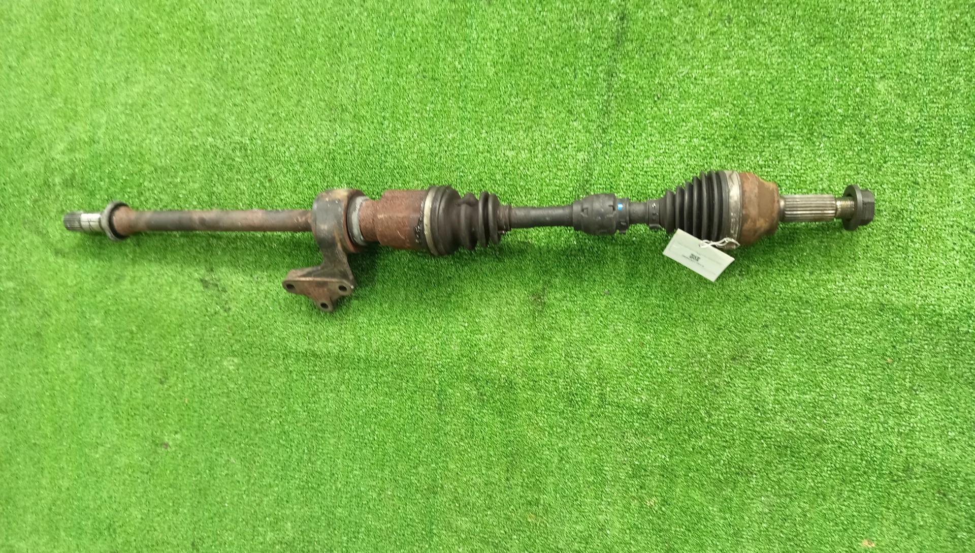 Привод правый передний MAZDA DEMIO, VERISA DY3W, DY5W, DY3R, DC5R, DC5W ZJ-VE, ZY-VE 1 ракурс