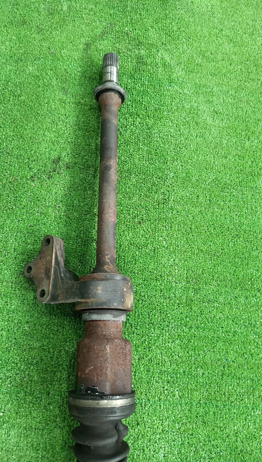 Привод правый передний MAZDA DEMIO, VERISA DY3W, DY5W, DY3R, DC5R, DC5W ZJ-VE, ZY-VE 3 ракурс