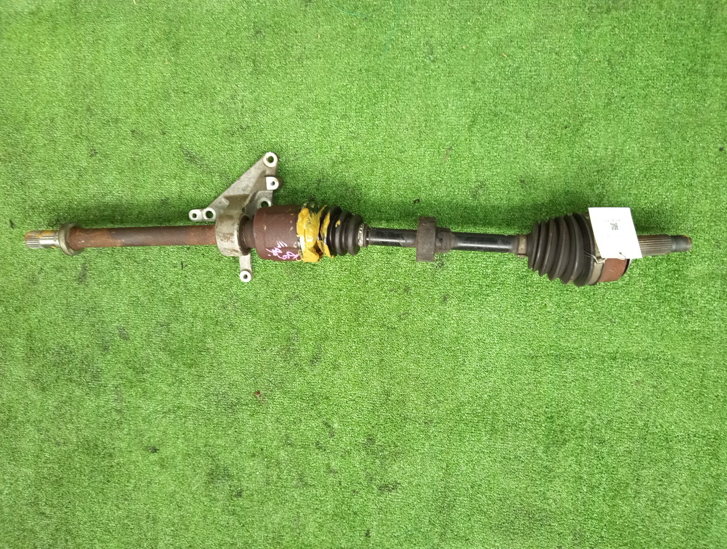Привод правый передний HONDA INSPIRE UC1 J30A 1 ракурс