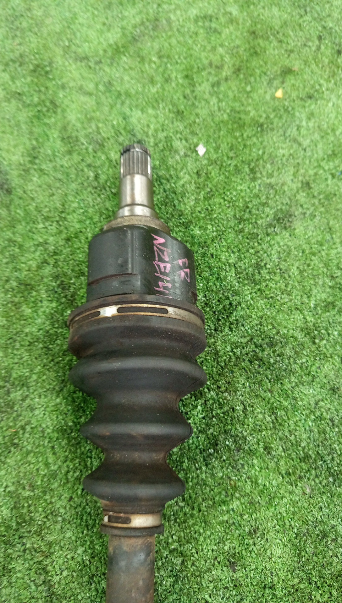 Привод правый передний TOYOTA COROLLA, PREMIO, COROLLA SPACIO, ALLION, COROLLA FIELDER, ALLEX, COROLLA RUNX, WILL VS, COROLLA  AXIO NZE121, NZE120, NZE141, NZT240, NZT260, NZE121N, NZE121G, NZE141G, NZE127 1NZ-FE, 2NZ-FE 4 ракурс